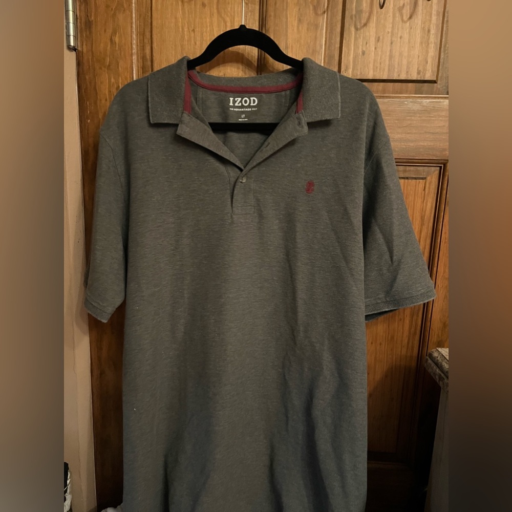 Men’s Izod polo